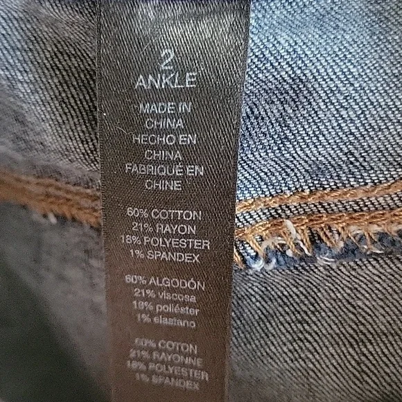 Chicos Classic Blue Women's Jeans - Picture 4 of 4